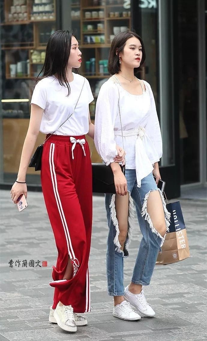 街拍:不敢让男友看到的漂亮闺蜜