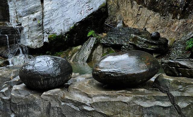 中国”神秘”的石头，每30年产下一枚蛋，产蛋之谜至今未解！