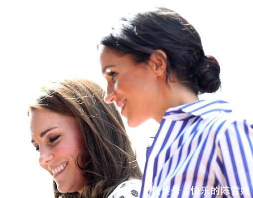 凯特王妃与梅根携手看温网，裙装与裤装的碰撞，丰腴与瘦削的对决