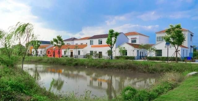 农村户口的有福了，政府要帮你盖新房！农村生活越来越好！