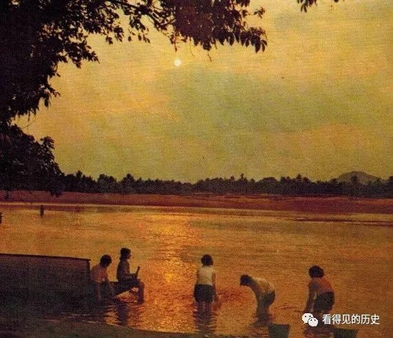 老照片:70年代的海南万泉河 好一派南国自然风光
