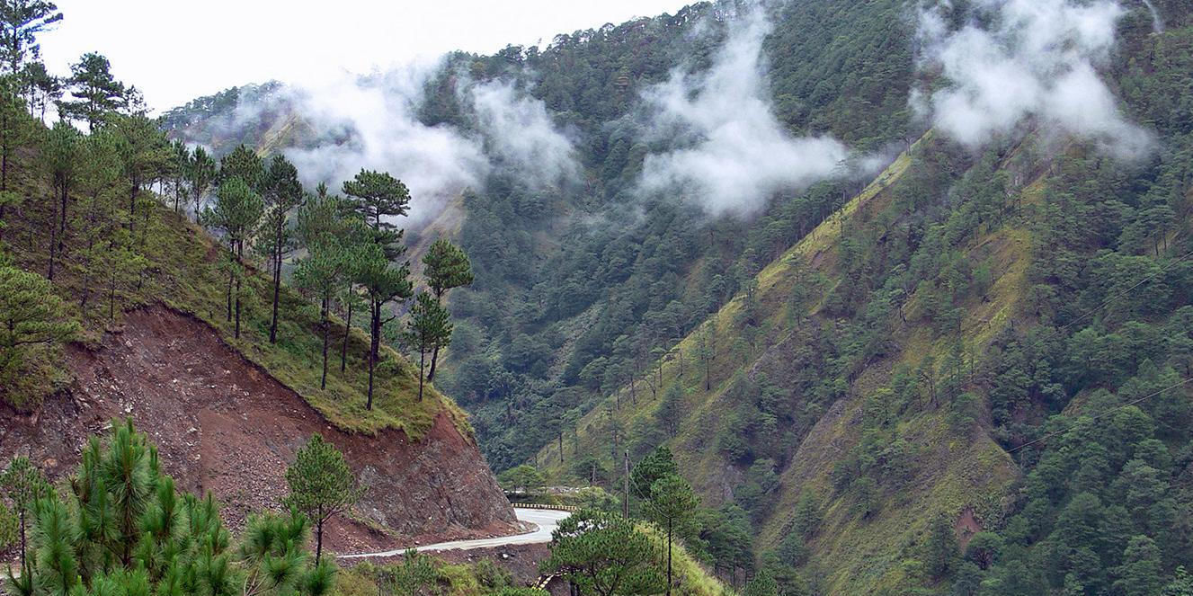 自驾游全球5条特别山区公路，每一条都有无敌风景和高度危险性！