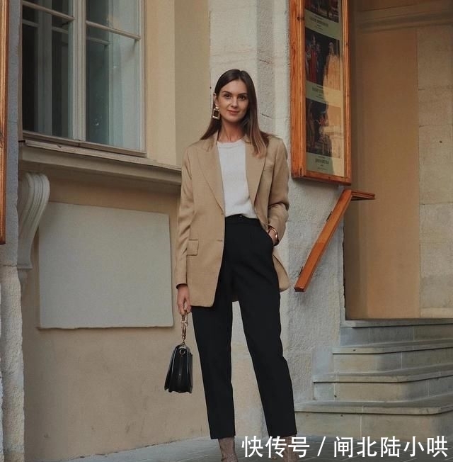 【过时】“阔腿裤”过时了,今年流行这条裤子,遮肉显高显瘦,特有范!