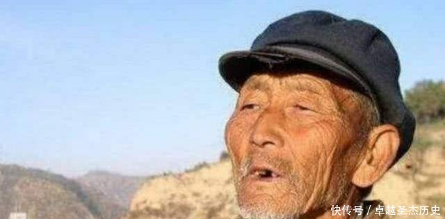 河南农民拿着金碗去做鉴定，专家苦苦要求上交，却被老农一口回绝