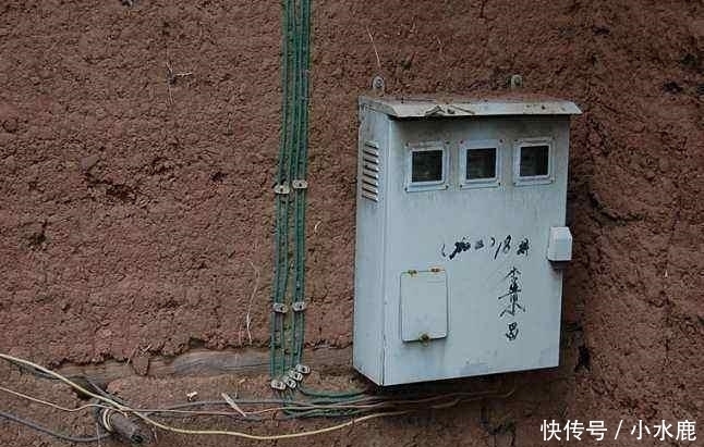  「农民」农村电网改造后, 农民却觉得电表越走越“快”, 专家的