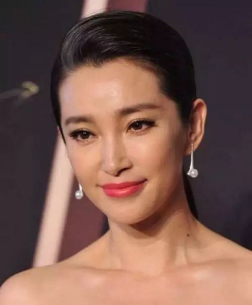 一枚全能型的“别针”珠宝凭什么引爆了时尚界?