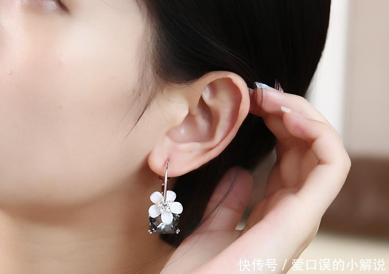 气质■今年流行的耳环,一款比一款有气质,第4款很吸引人
