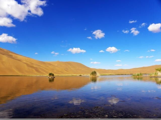 内蒙古景区之巴丹吉林沙漠