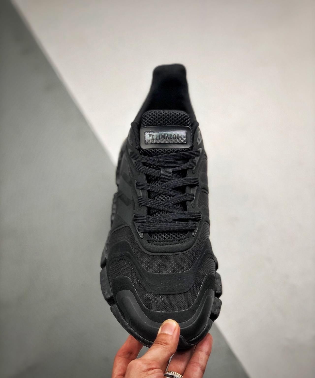  『Climacool』穿上它，就能体验飞一般的感觉了！阿迪达斯Climacool清风跑鞋开箱测评！