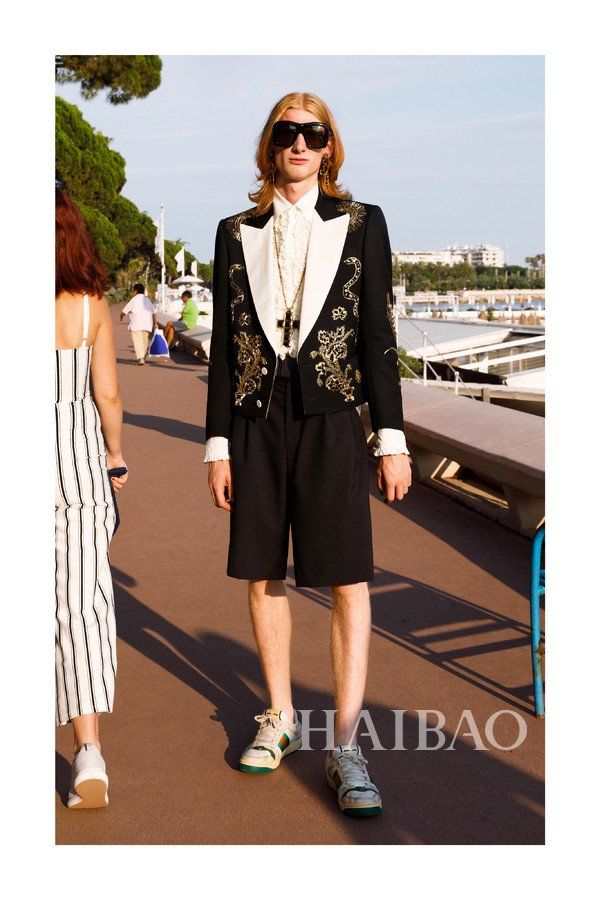 古驰  2019早春男士系列Lookbook:米开理心中的浮华世界!