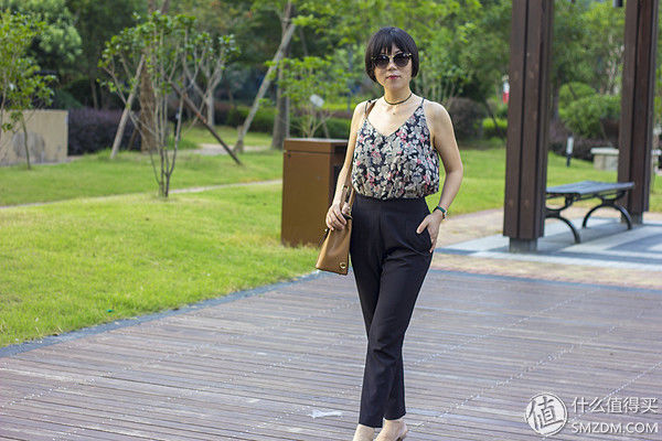 教你如何用百元“吸烟裤”玩转各种风格!