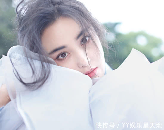 张馨予刚刚结婚就“惹事”，给何洁留言大骂渣男，网友：重提旧爱