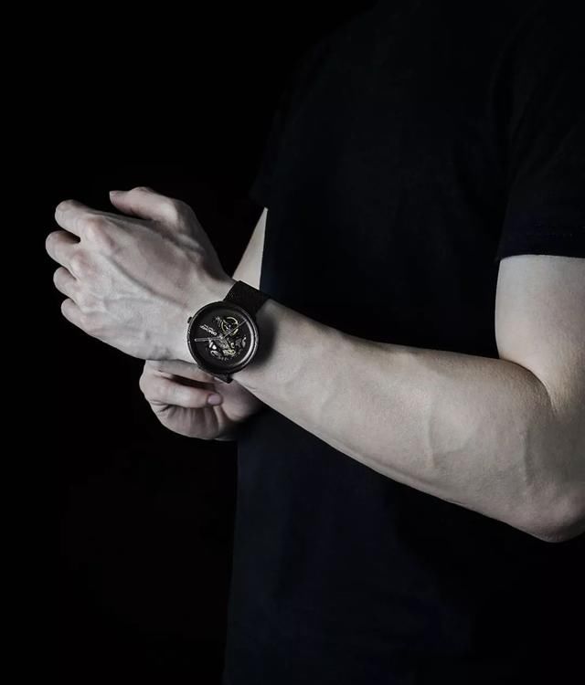 千元买不到机械表？这款机械表就很skr了！