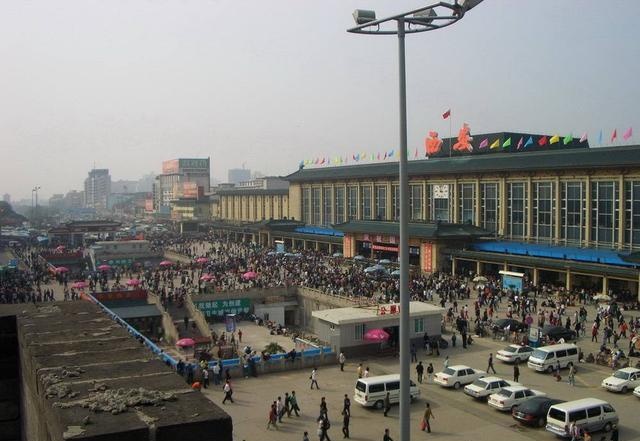 我国最大的几个火车站，可以通往全国各地，没有到不了的城市