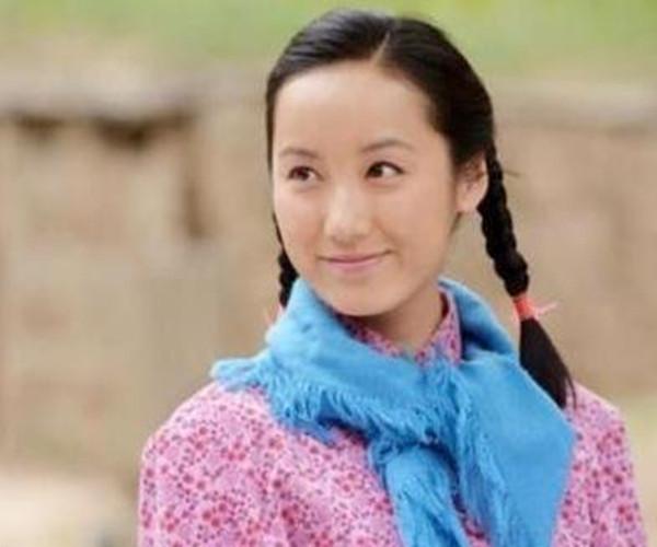 她被评圈中旺夫成龙相,美得自然却默默无闻 今