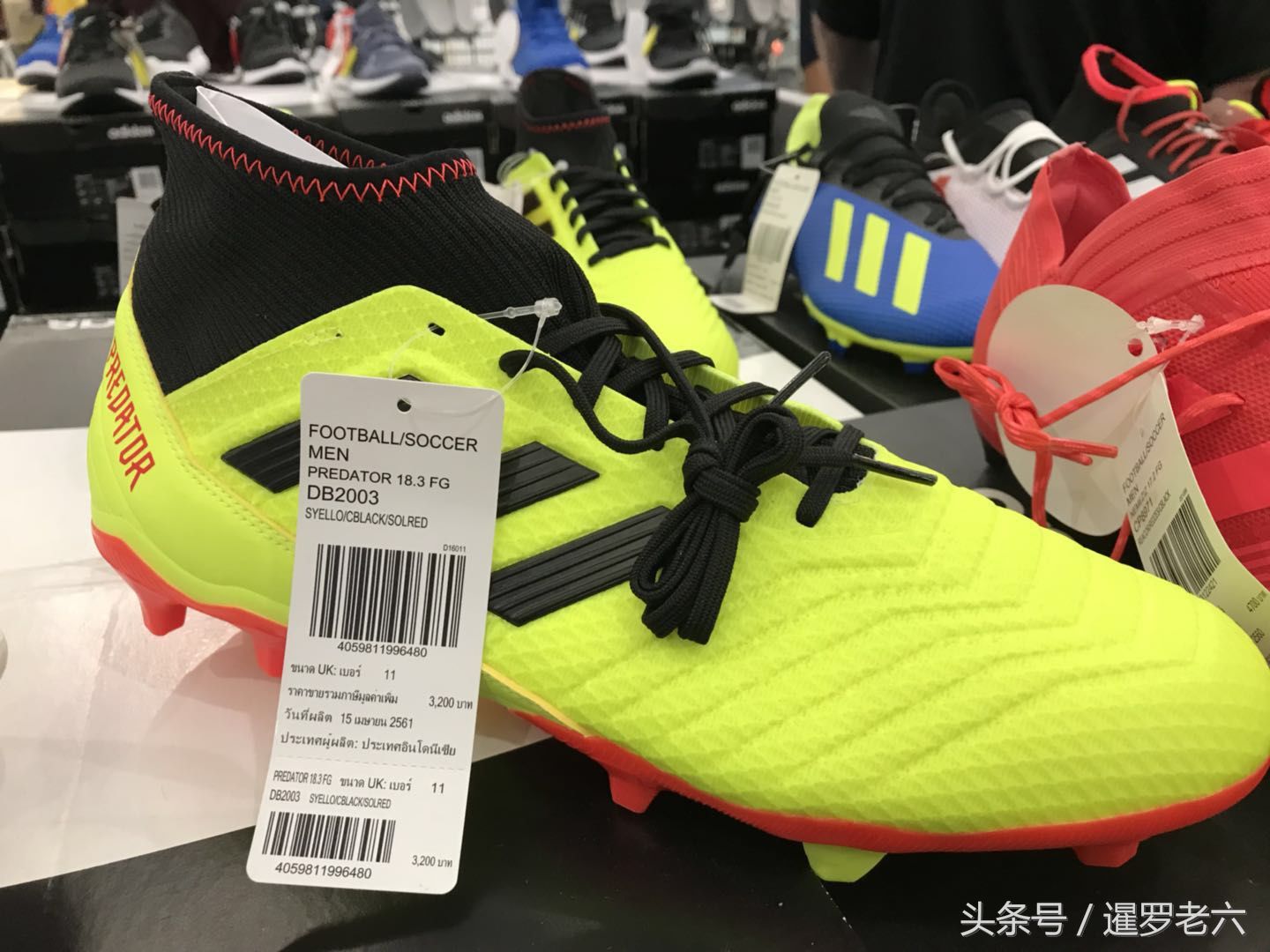 泰国买阿迪达斯足球鞋便宜吗?“NEMEZIZ”六折后还卖七百多元!