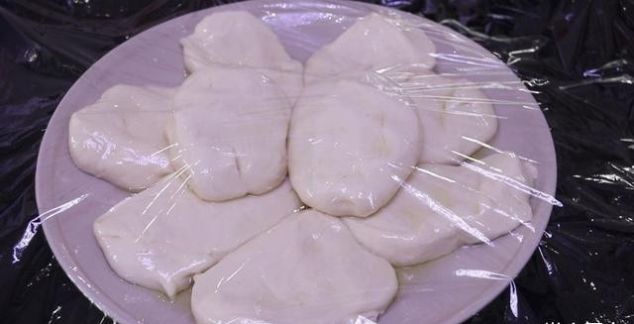  咬一口：宅在家教你做葱油饼, 咬一口酥掉渣, 我家三天两头吃