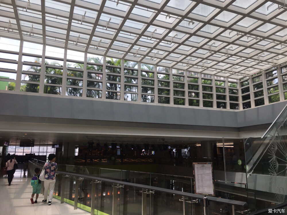 一个香港普通家庭的一天