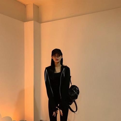  『漂亮』漂亮的女模特洪秀珠，皮肤清爽颜值超棒，关键身材绝佳