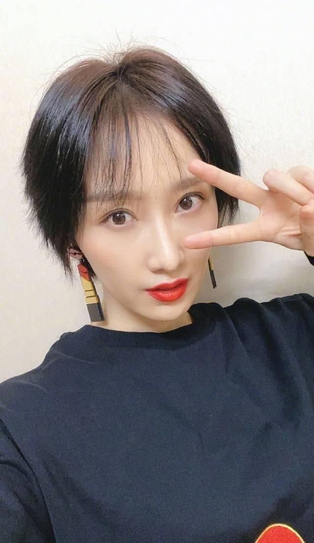  【事业】“慕容云朵”近照变尖脸，最火时嫁富商生子，今33岁变化太别扭