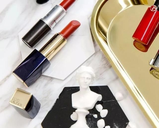 粗腿女孩真人测评｜世界上真的存在显腿瘦的牛仔裤吗？