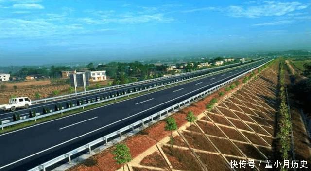 在中国，为什么高速公路都垫高路基？
