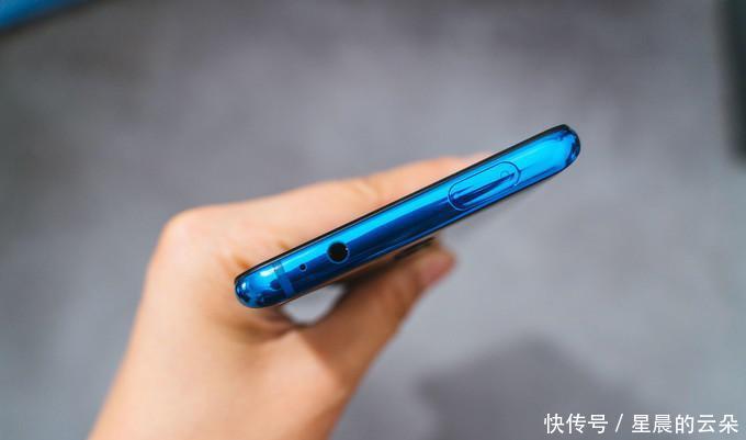  【开关机键】红米出了个旗舰机，小米可还扛得住！