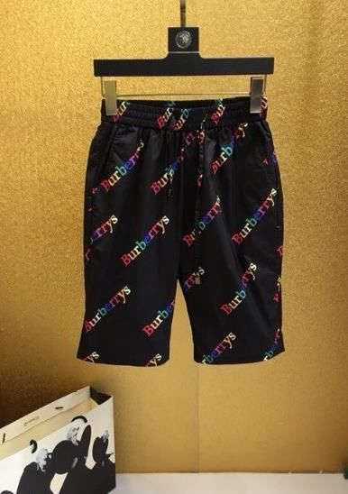 Supreme、范思哲短裤，整条裤子细节堪称完美，引领潮流趋势!