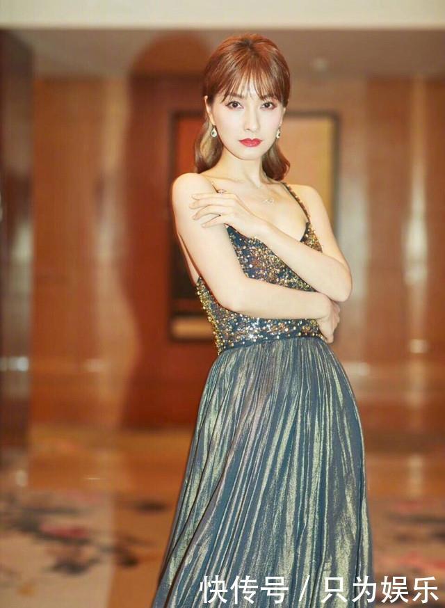 比谢娜还会搭配的吴昕！难怪潘玮柏都喊她“东北赫本”！