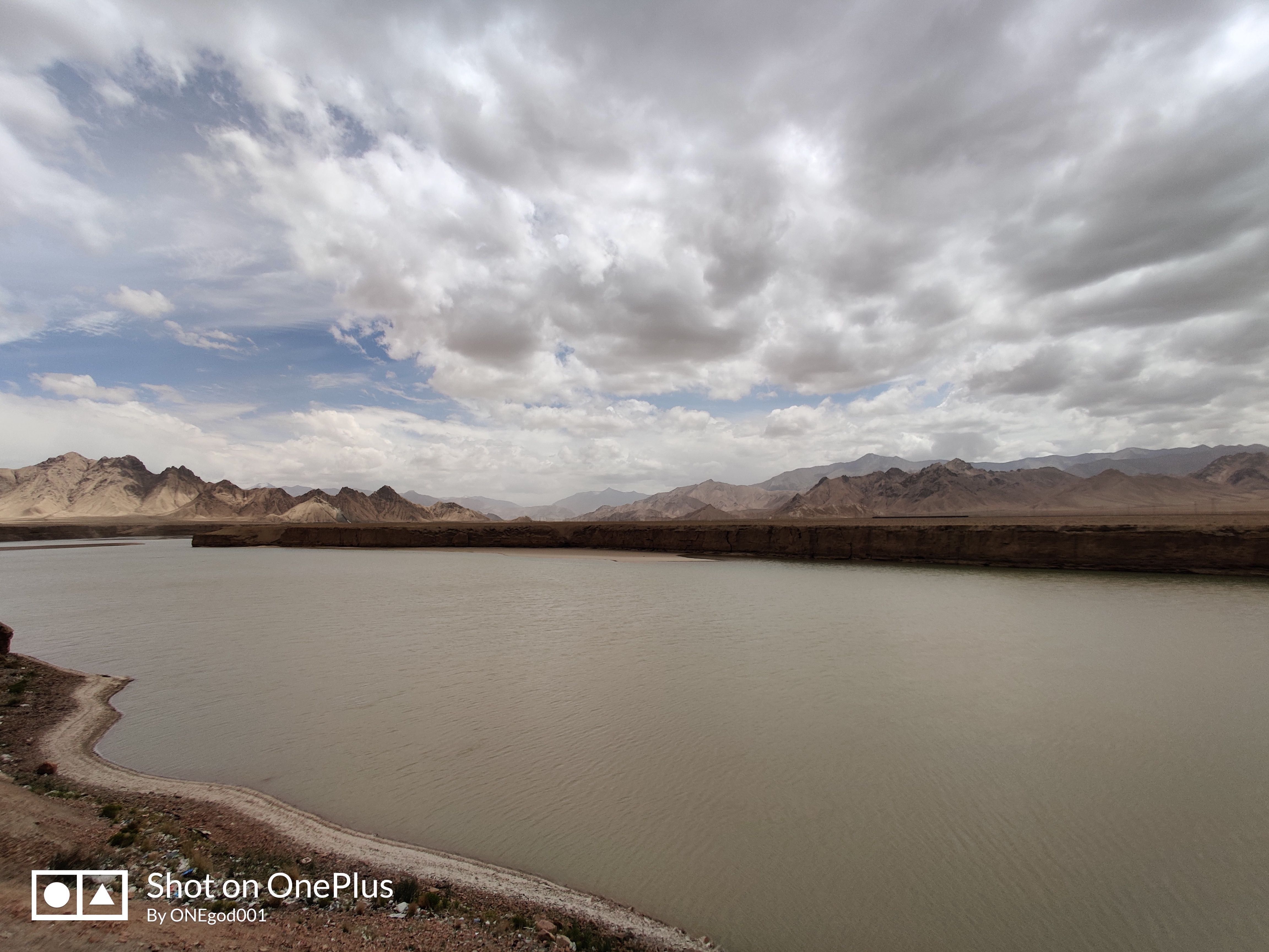 川进青出，十五天三省，318全线，冰川、湖泊、雪山探秘之旅。