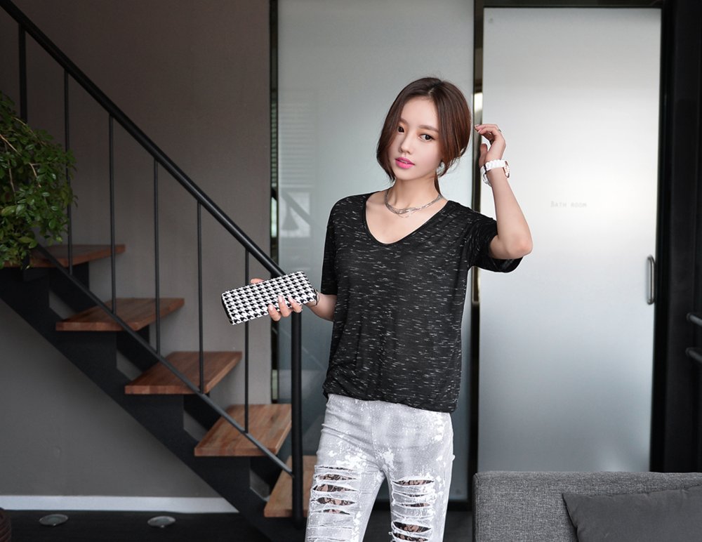 天生寡淡 没什么特别喜欢的东西 除了你