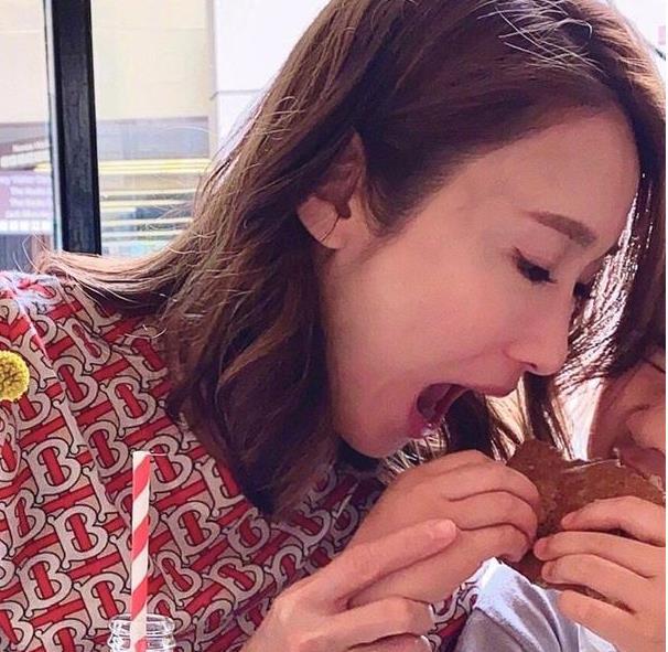 「 样子」终于有了年近半百的样子,48岁黎姿真老了精修技术也消不掉皱纹