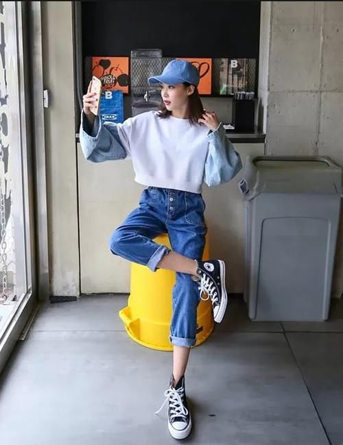  卫衣穿■2020年卫衣记得这样穿，轻松get少女感