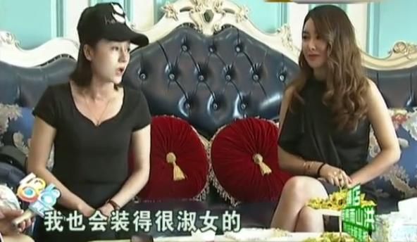 女子花5万5整容，鼻子却左右晃动，怒斥老板娘：装，谁不会装