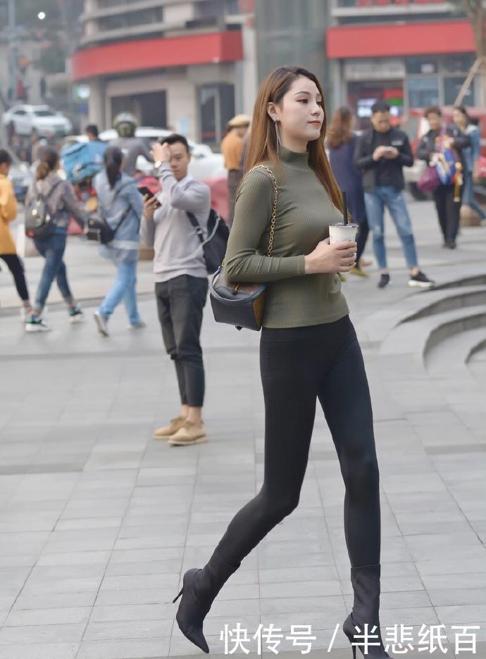  紧身裤|街拍文化，紧身裤给人活力感,站出良好姿态