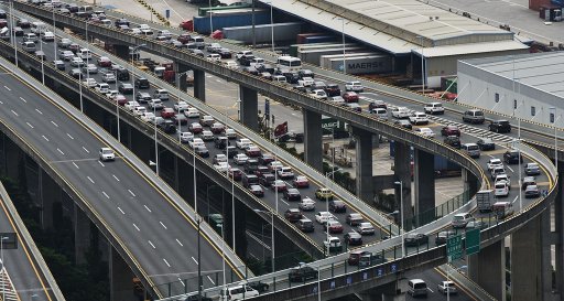  「政策」再过2天，又一“限行政策”将执行，开外地车的本地人要