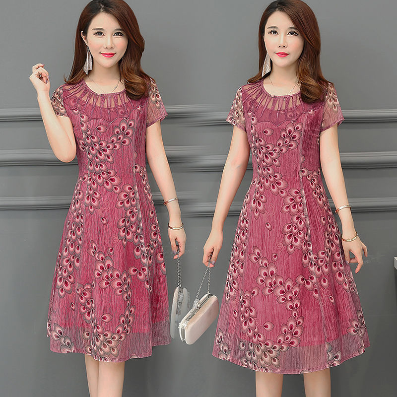 迷人身材穿出来,雪纺连衣裙,独特的风情,丰满女人穿上超亮眼