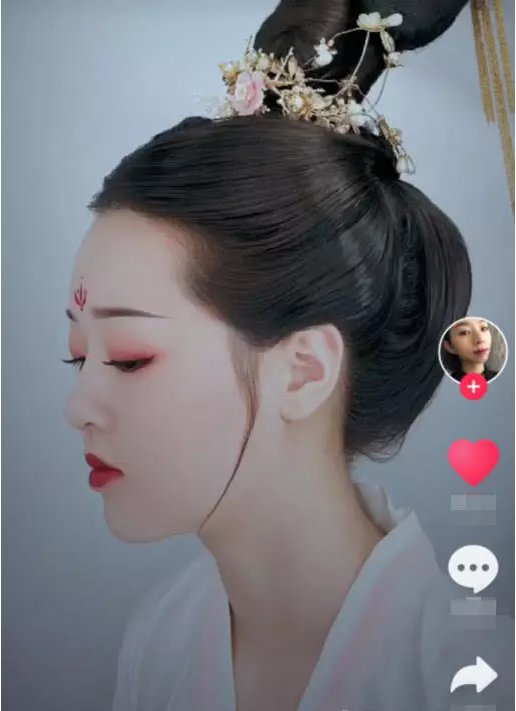 美女妆后秒变“杨贵妃”，网友:化妆术不愧是四大邪术之首!