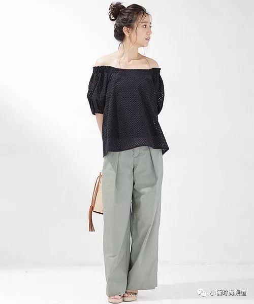 露出健康肤色!夏天的露肩日系穿搭介绍就看这