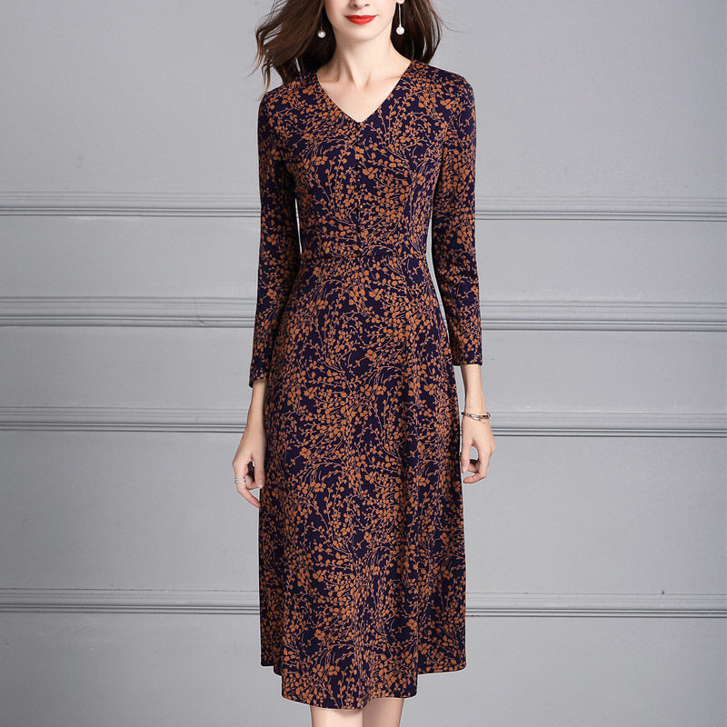 突然发现的素雅秋裙,比棉麻舒适,比欧货洋气,适合60后穿