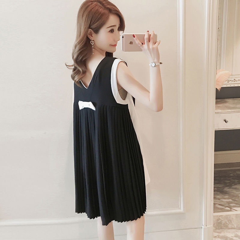 看看年刚上市的裙子，显嫩美爆，同事都羡慕我呢