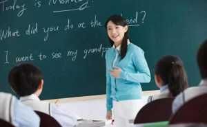  「职级」体制内的公务员和教师，10年之后，谁更有前途？