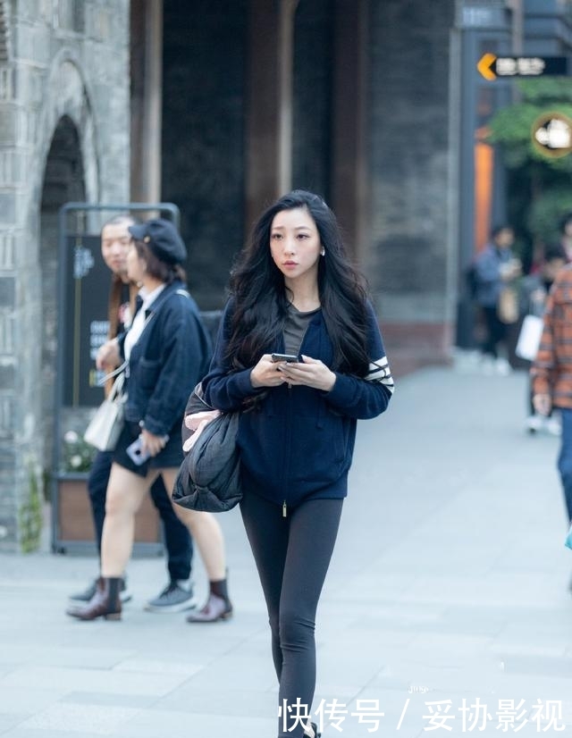 『再次』运动风再次来袭!学会这几种搭配,让你成为这条街最靓的仔!