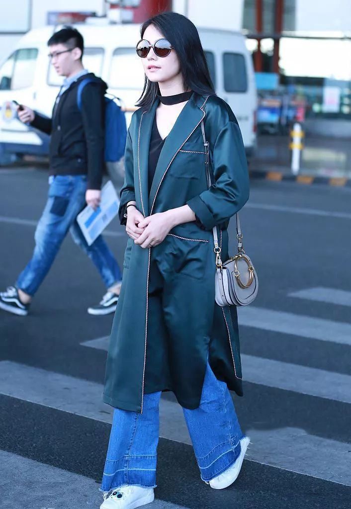 初秋穿阔腿裤，这3款绝不能碰!谁穿谁矮胖...