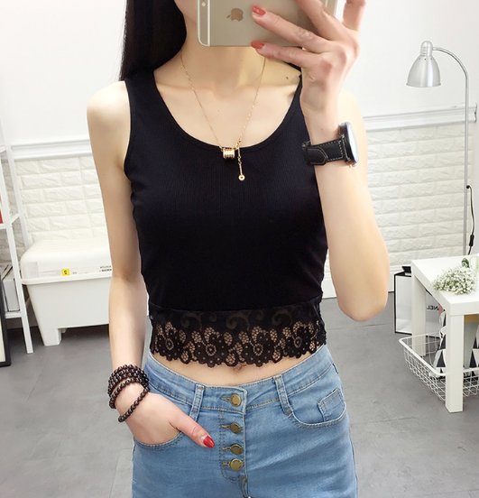 透明文胸不算啥!看下面女人出门穿的，更加前卫勇猛让人大开眼界