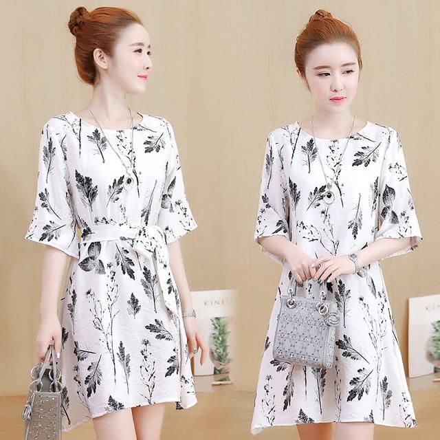 今年具流行这种棉麻连衣裙,奔三奔四的女人穿特显气质