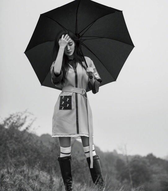 杨幂频被造谣不管女儿刘恺威霸气回应，粉丝:大家管得太宽了!