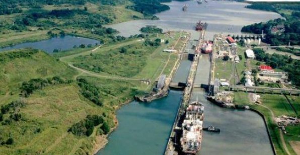 世界最牛运河开挖，长60公里耗资10亿，把一个国家挖成岛国