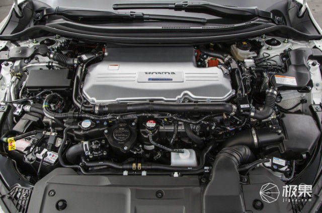 2018全球十佳发动机曝光!BBA脸被打肿,自然吸气彻底要凉!