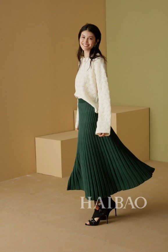 Eifini伊芙丽发布2018秋冬系列: 以“Power Dressing”为主题，80